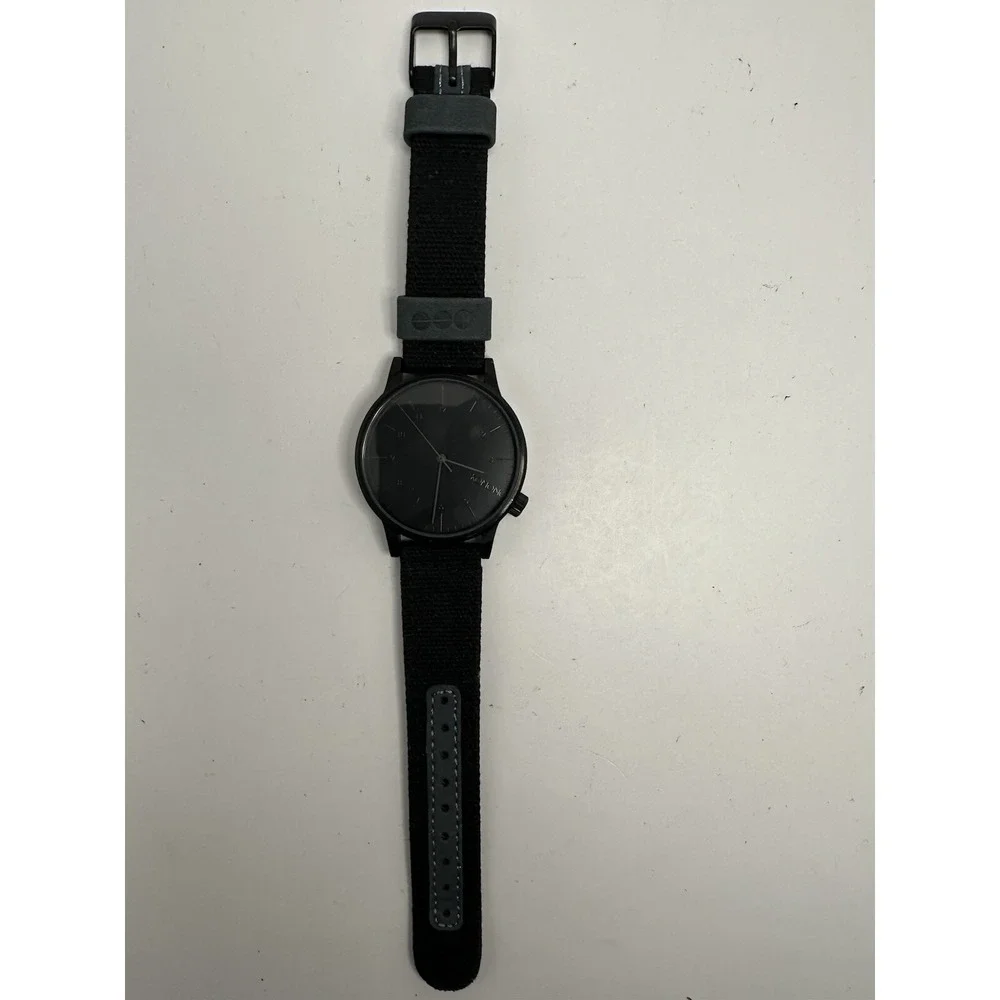 Komono The Winston‎ Mens Watch New Battery 42MM 8.5
